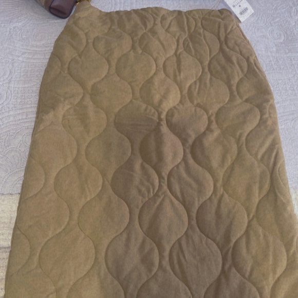 Zara Khaki Color Quilted Midi Skirt - Picture 4 of 7